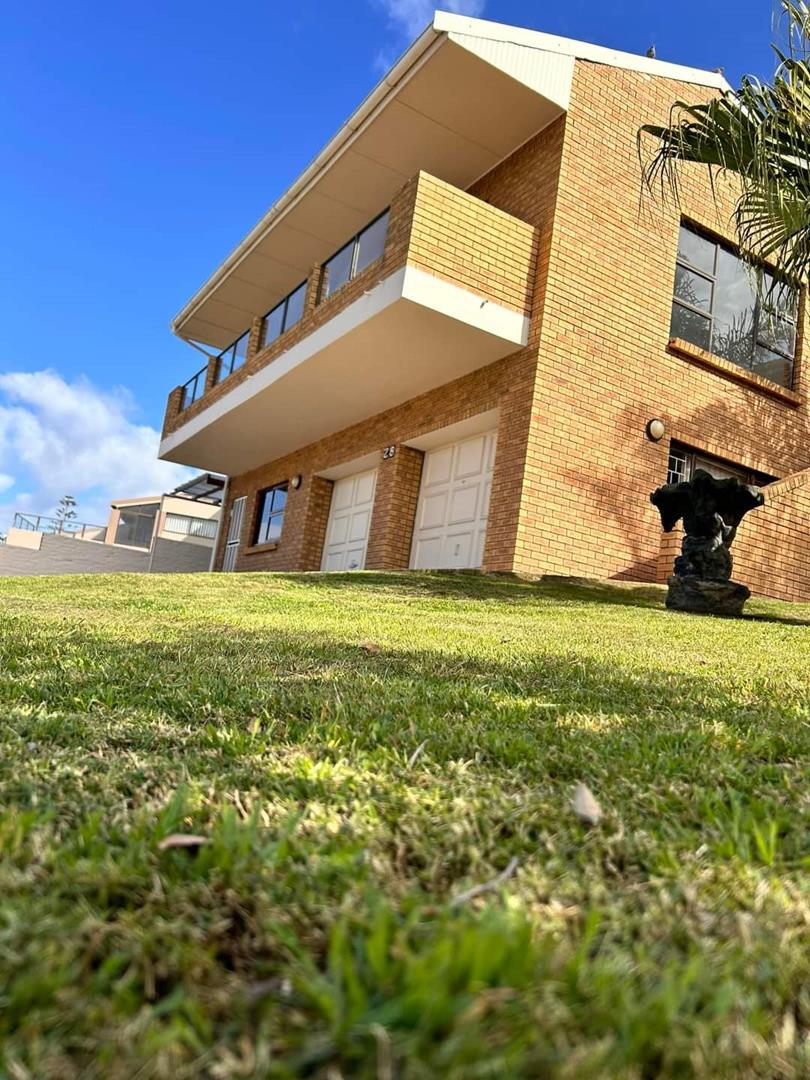 7 Bedroom Property for Sale in Bayview Western Cape